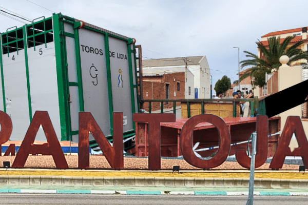 Tragedia en Pantoja: Un toro desata el caos en el encierro, dejando un fallecido y tres heridos