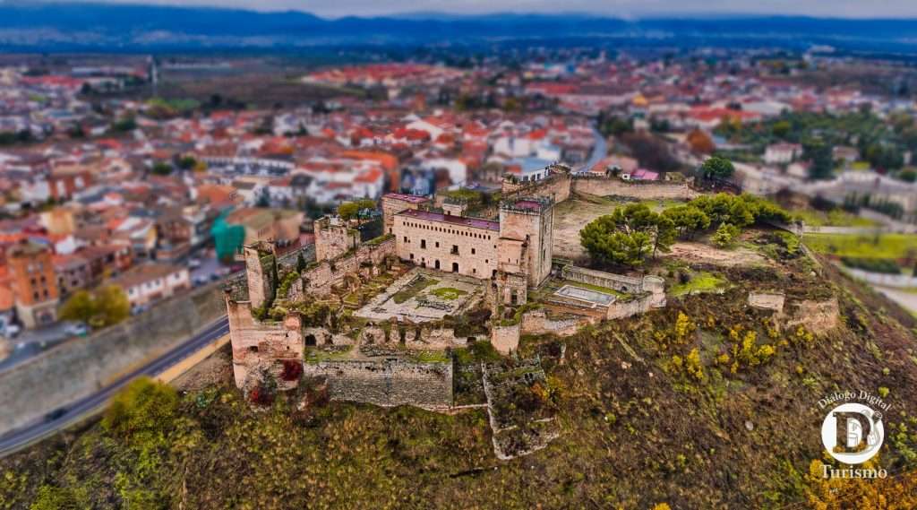 Castillo de Escalona. Imagen Aérea creada por World Dron para Diálogo Digital.