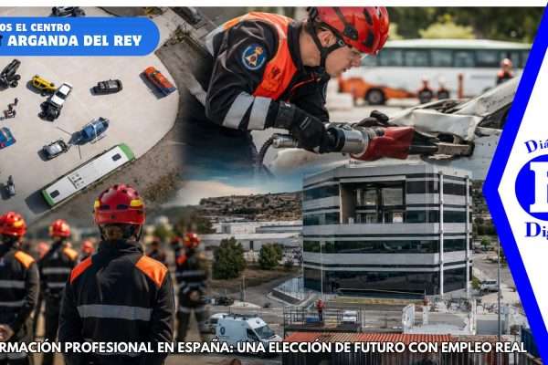 Imagen aérea del centro XTART Formación Profesional en Arganda del Rey con alumnos realizando prácticas de emergencias y rescate en un amplio campo operativo con vehículos y zonas de simulación.